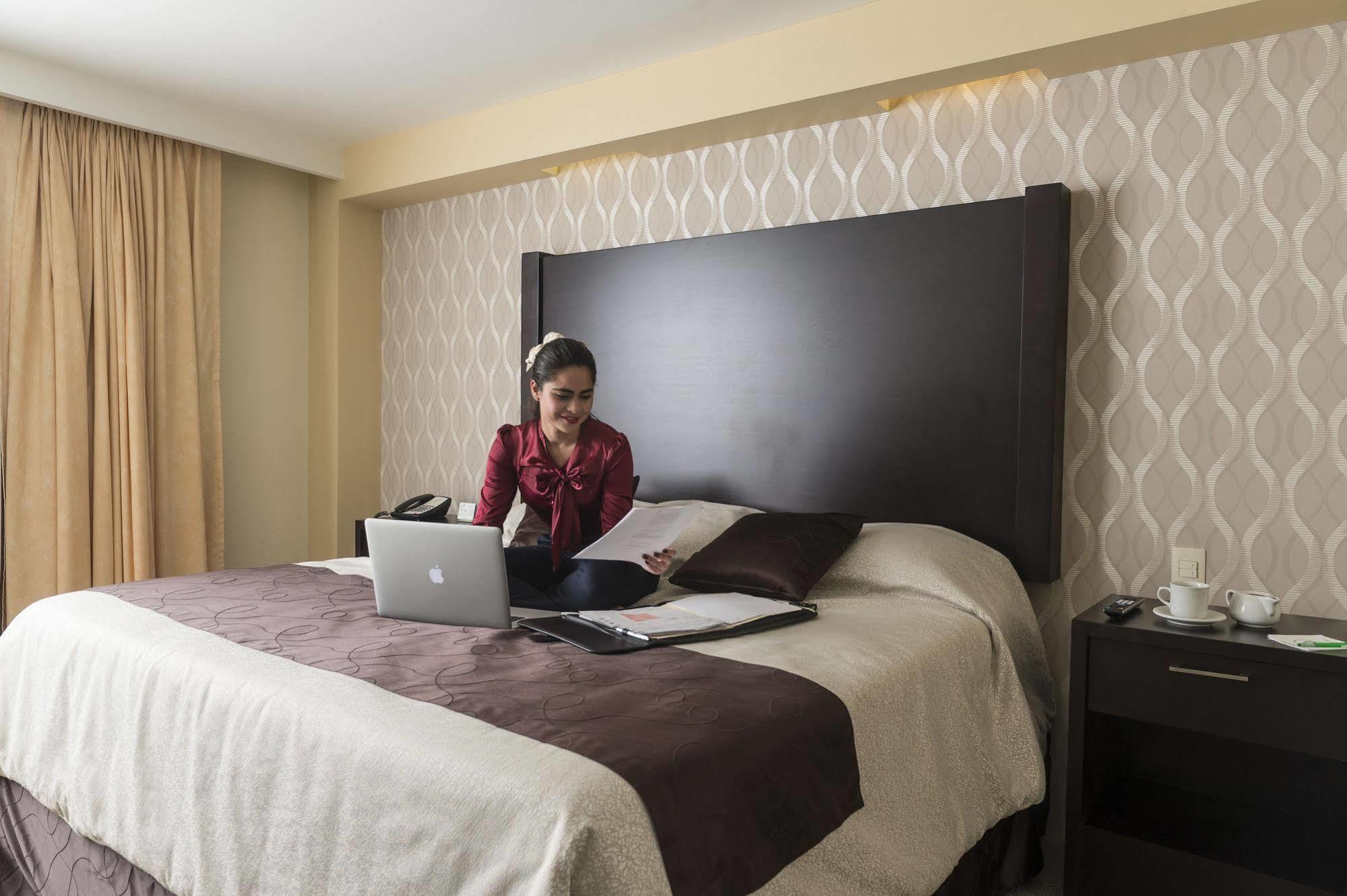 Hotel Las Trojes อากวสคาเลียนเทส ภายนอก รูปภาพ